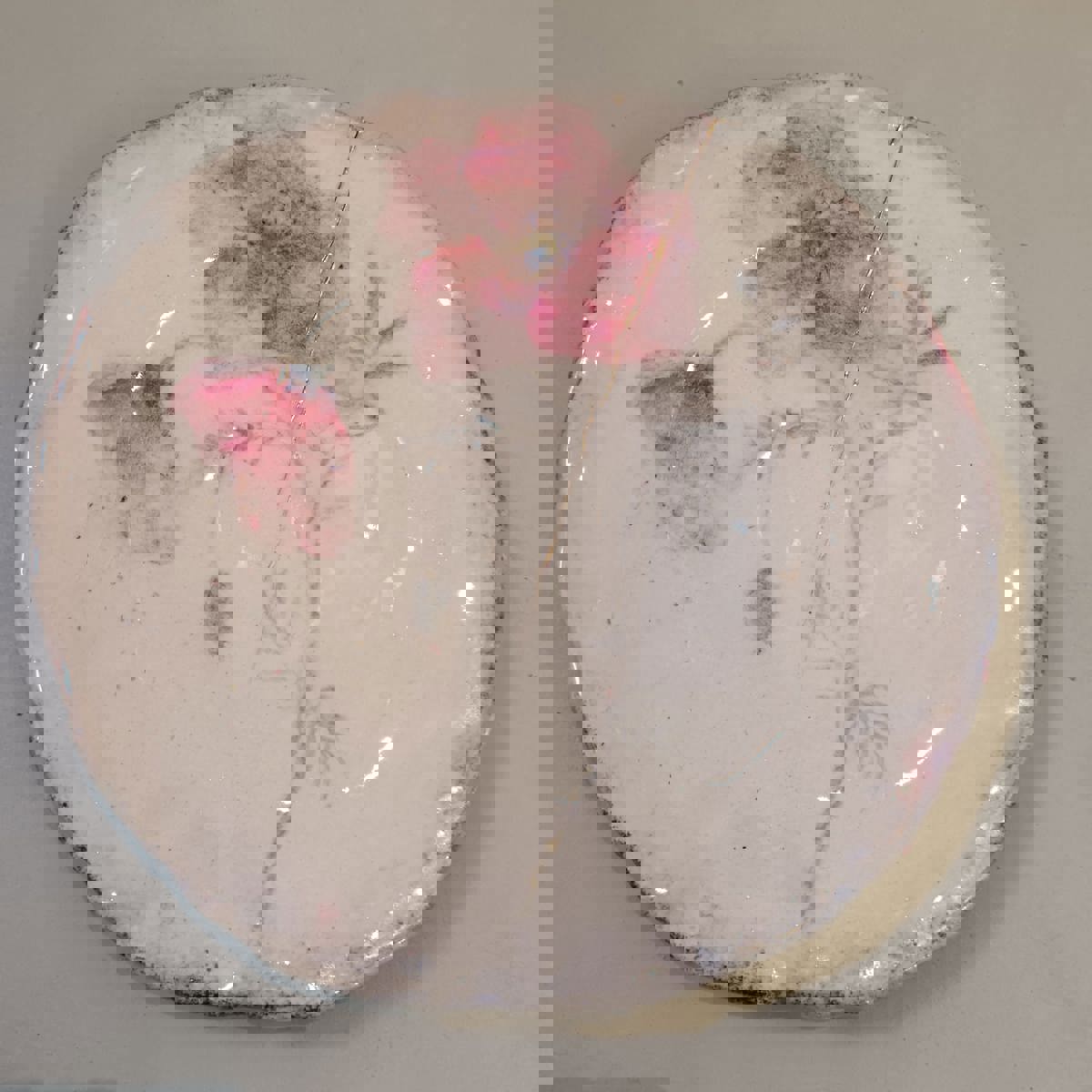 Mohnteller mit Gold im Bruch